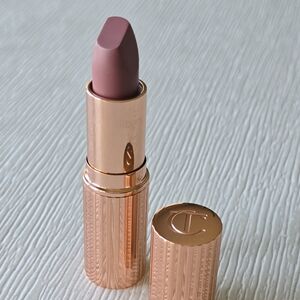 Charlotte Tilbury Matte Lipstick - Rose Pink
